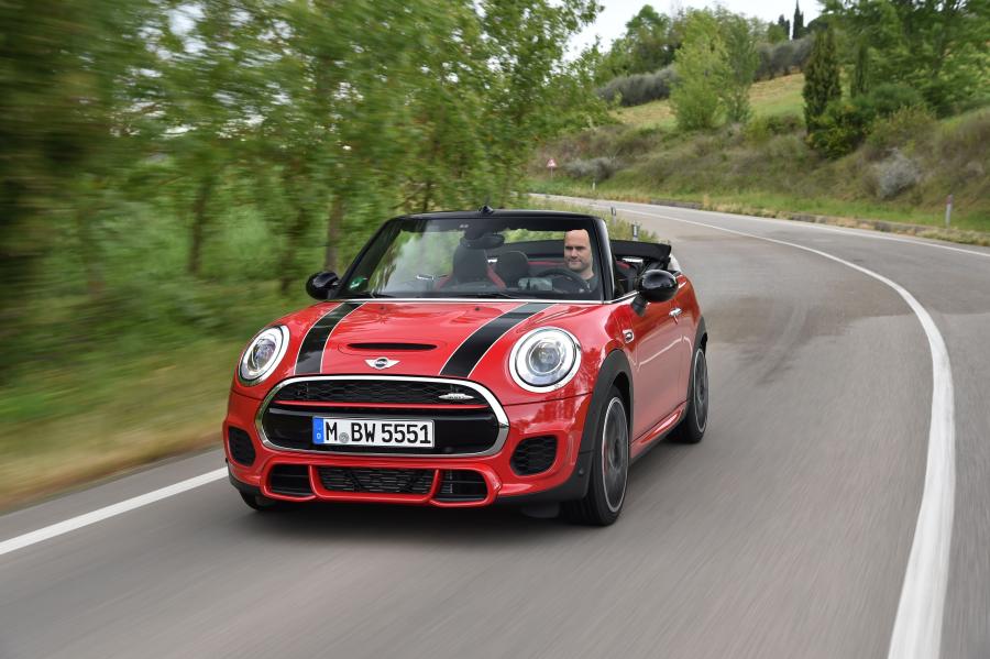  Mini Cooper S JCW Cabrio 2016 года  (фото 59 из 104)